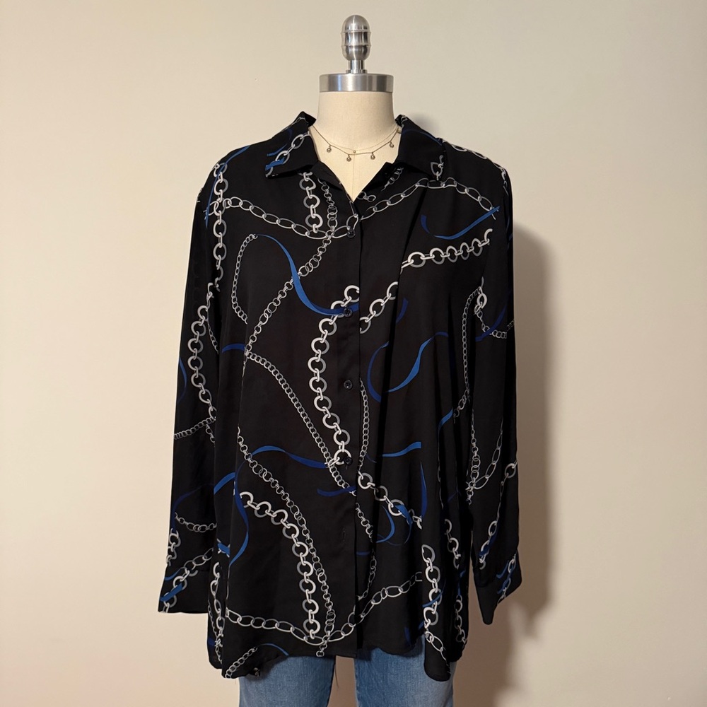 Chelsea & Theodore Black Chiffon Chain Print Button Up Blouse
